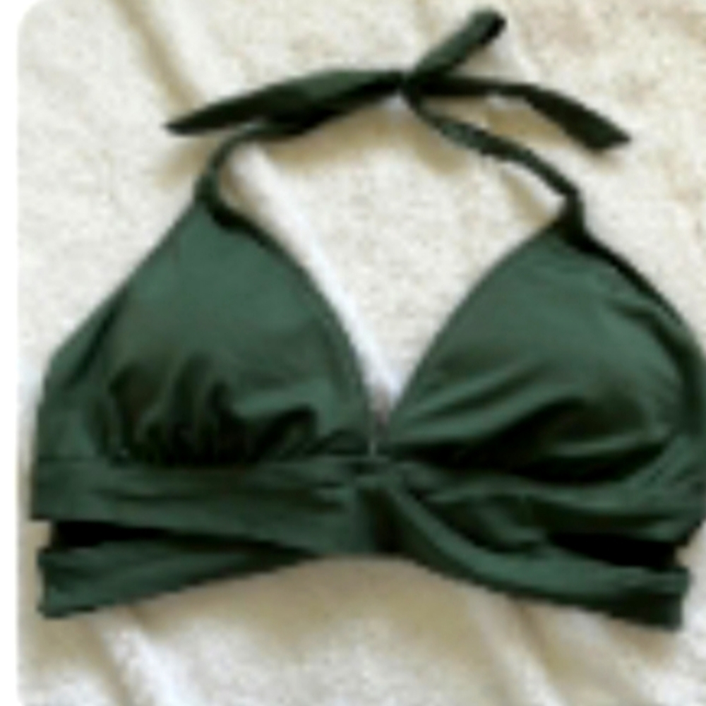 Bikini top green. Like new